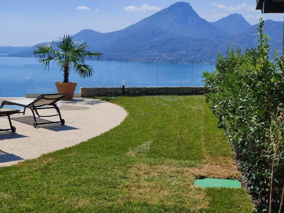 Villa Divina22-Apt Unica-Con Piscina E Vista Lago contacts